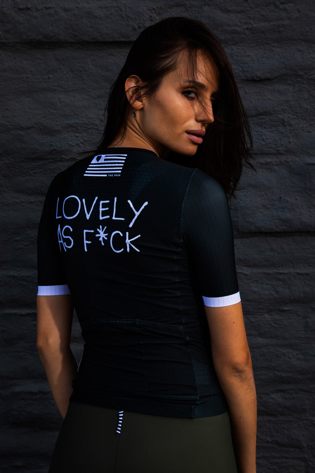 LOVELY BLACK AERO JERSEY