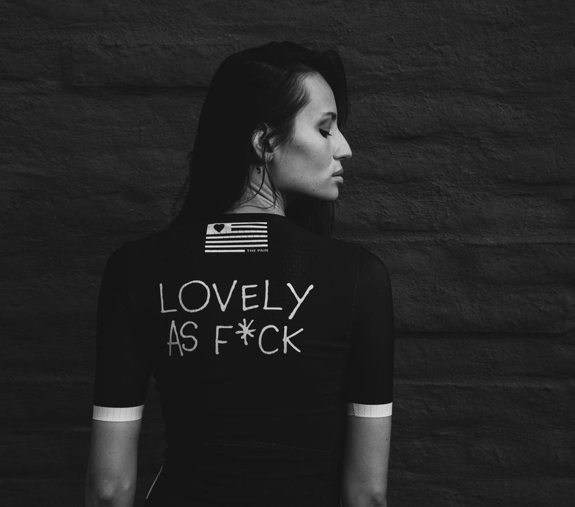 LOVELY BLACK AERO JERSEY