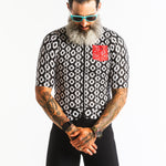 Red Cashew Nut Pattern on Chest Professional Riding Comfortable Quick Dry