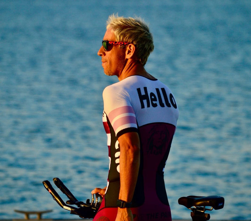 "HELLO" FreeMotion Aero Men's Suit